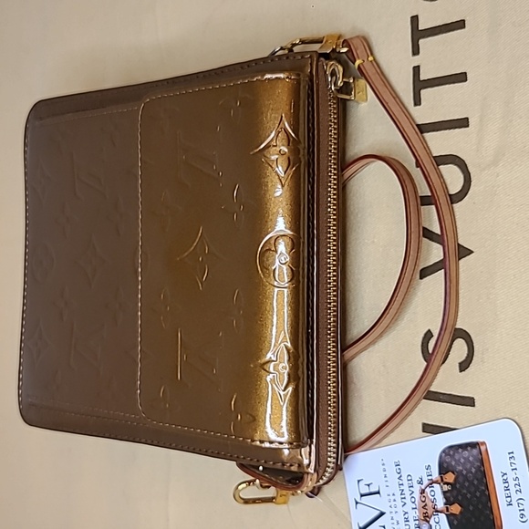 LOUIS VUITTON VINTAGE 2001 RARE FIND MONOGRAM VERNIS MOTT BAG NO LONGER PRODUCED - Picture 12 of 17